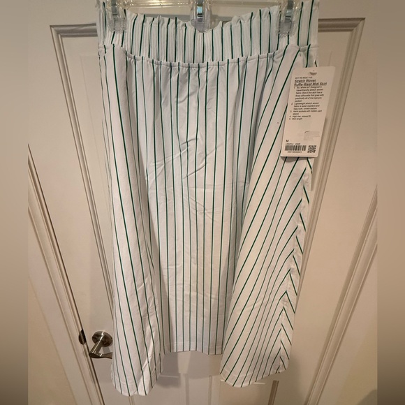 lululemon athletica Dresses & Skirts - *sold* NWT Lululemon Stretch Woven Ruffle-Waist Midi Skirt White  M